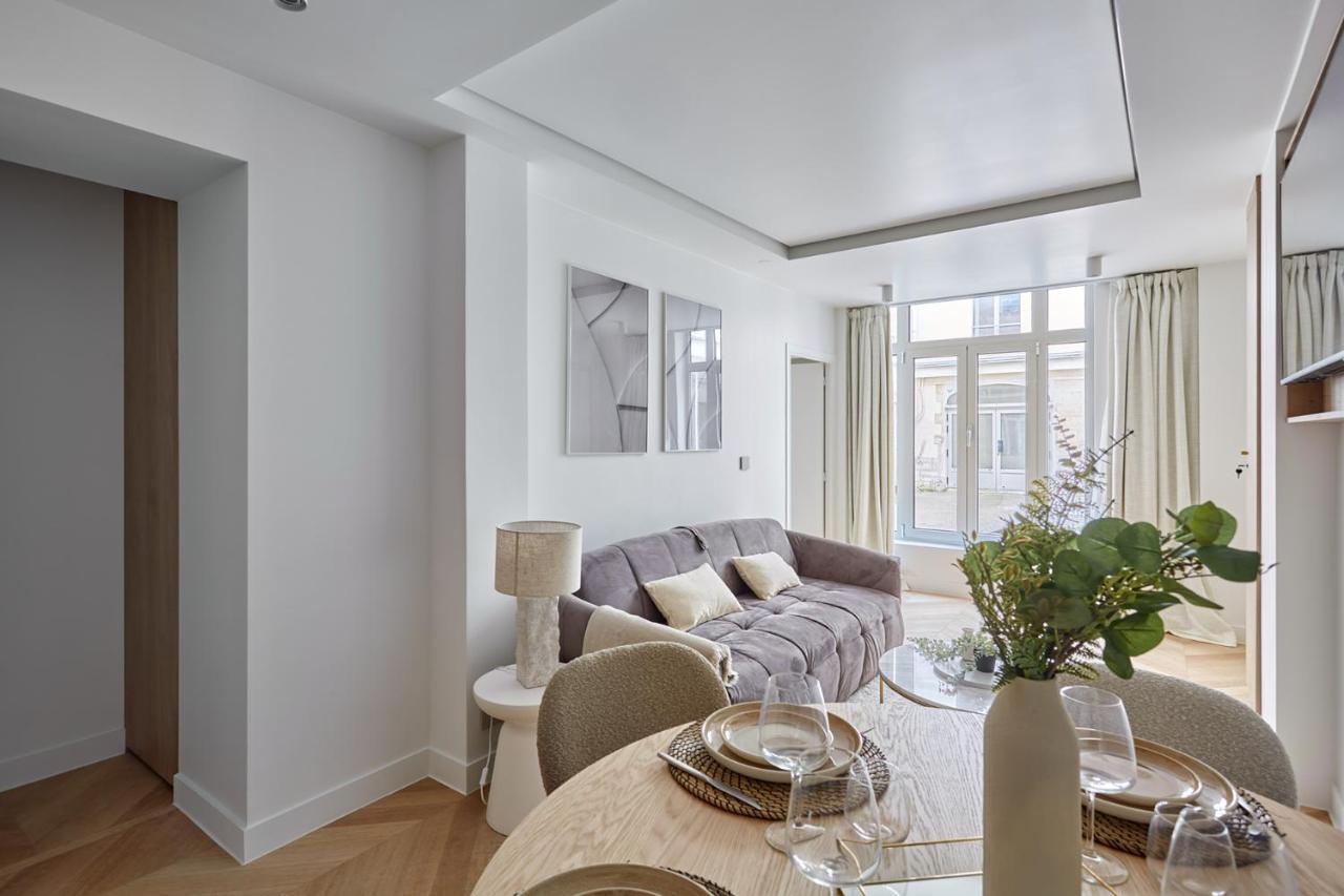 Apartment Centre De Paris By Studio Prestige Exterior photo